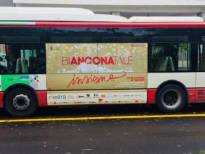 Marchio K-All su Autobus "Auguri Ancona! Bianconatale 2017"